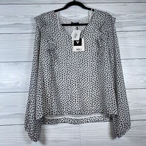 Very J Women's Medium Leopard Black and Cream Printed Long Sleeve‎ Blouse